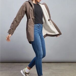 Athleta Sculptek Ultra Skinny Stretch Jeans in True Blue